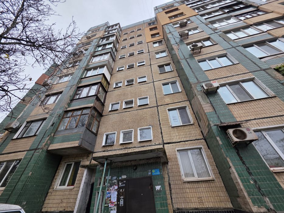 4 комнатная ул. Украинская, 2 на пересечении с Свято-Николаевской