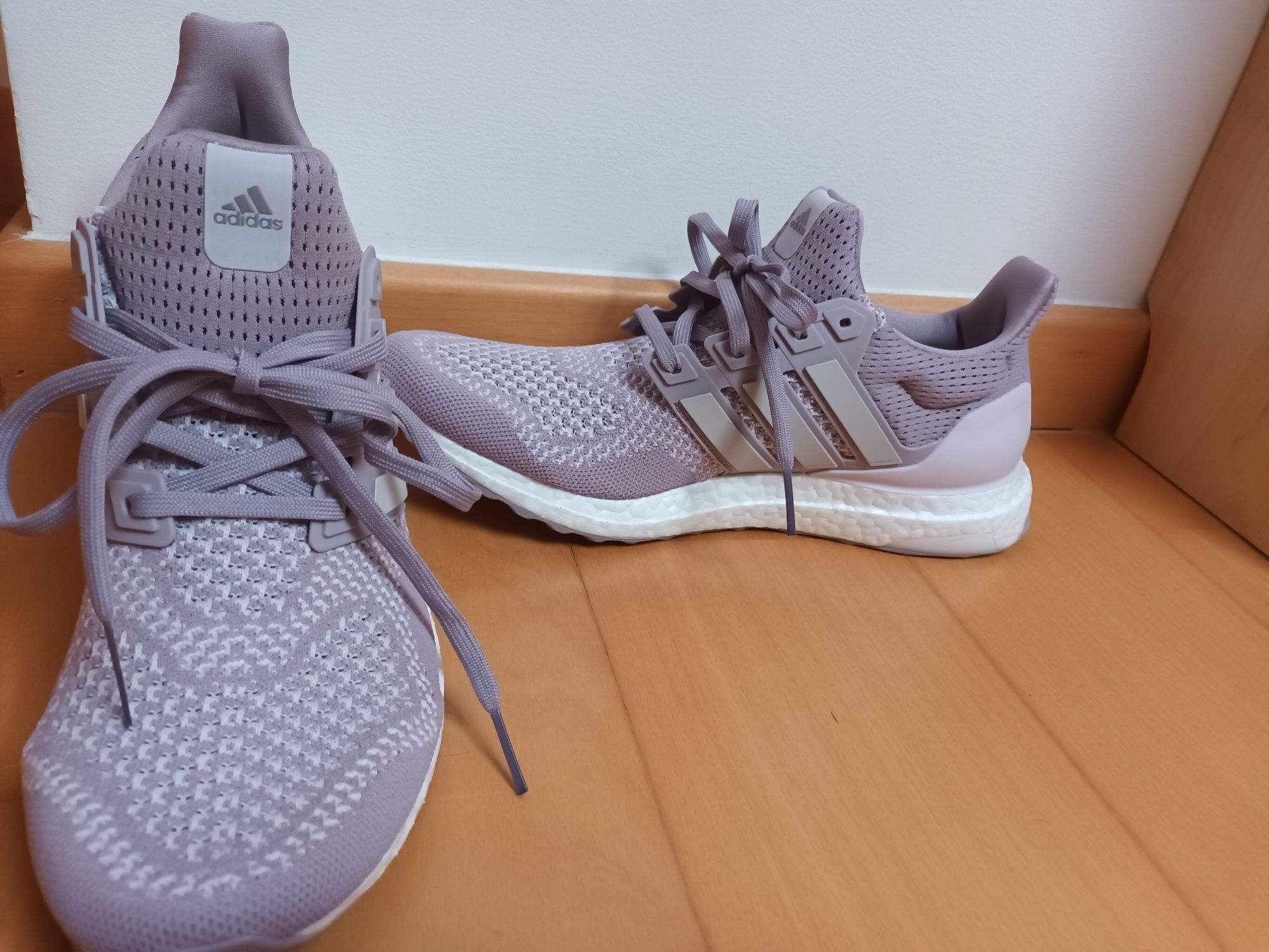 Ténis Adidas woman NOVOS / baixa de preço