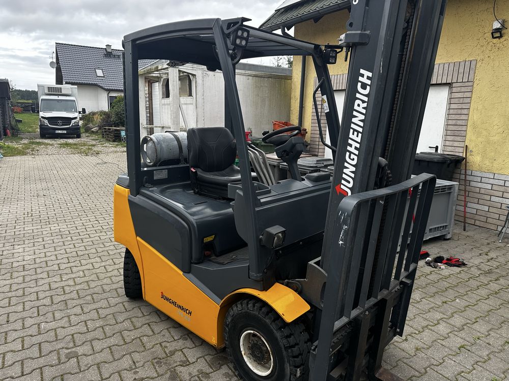 Wozek Jungheinrich TFG 316 rok 2015 5m 4311 moto godzin