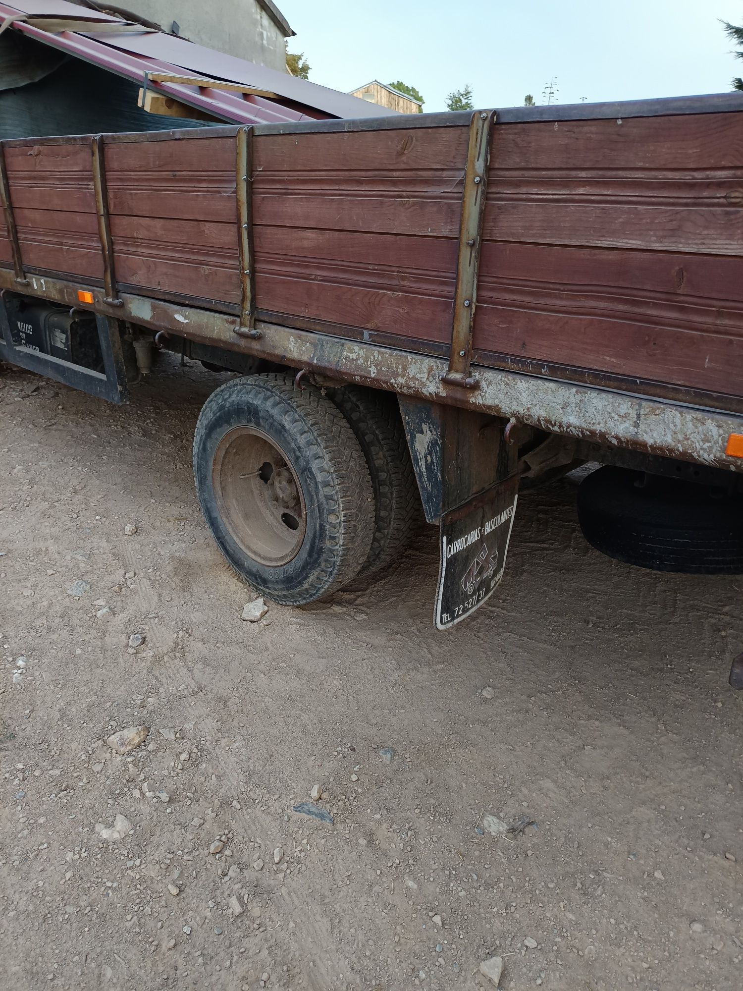 Bedford Isuzu NKR 3.3