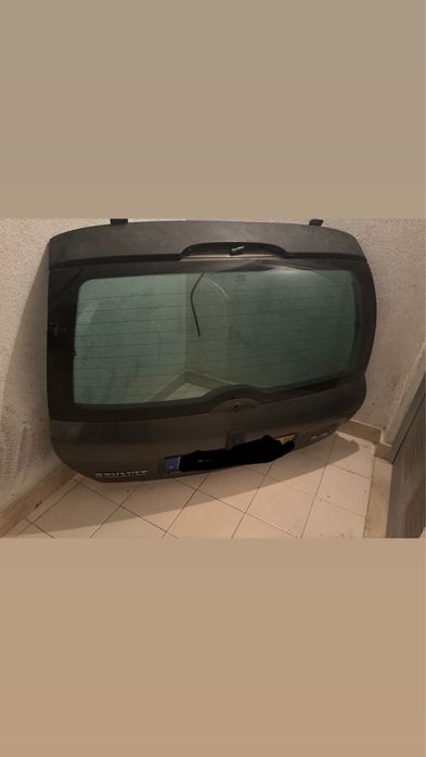 Tampa da mala renault clio 2