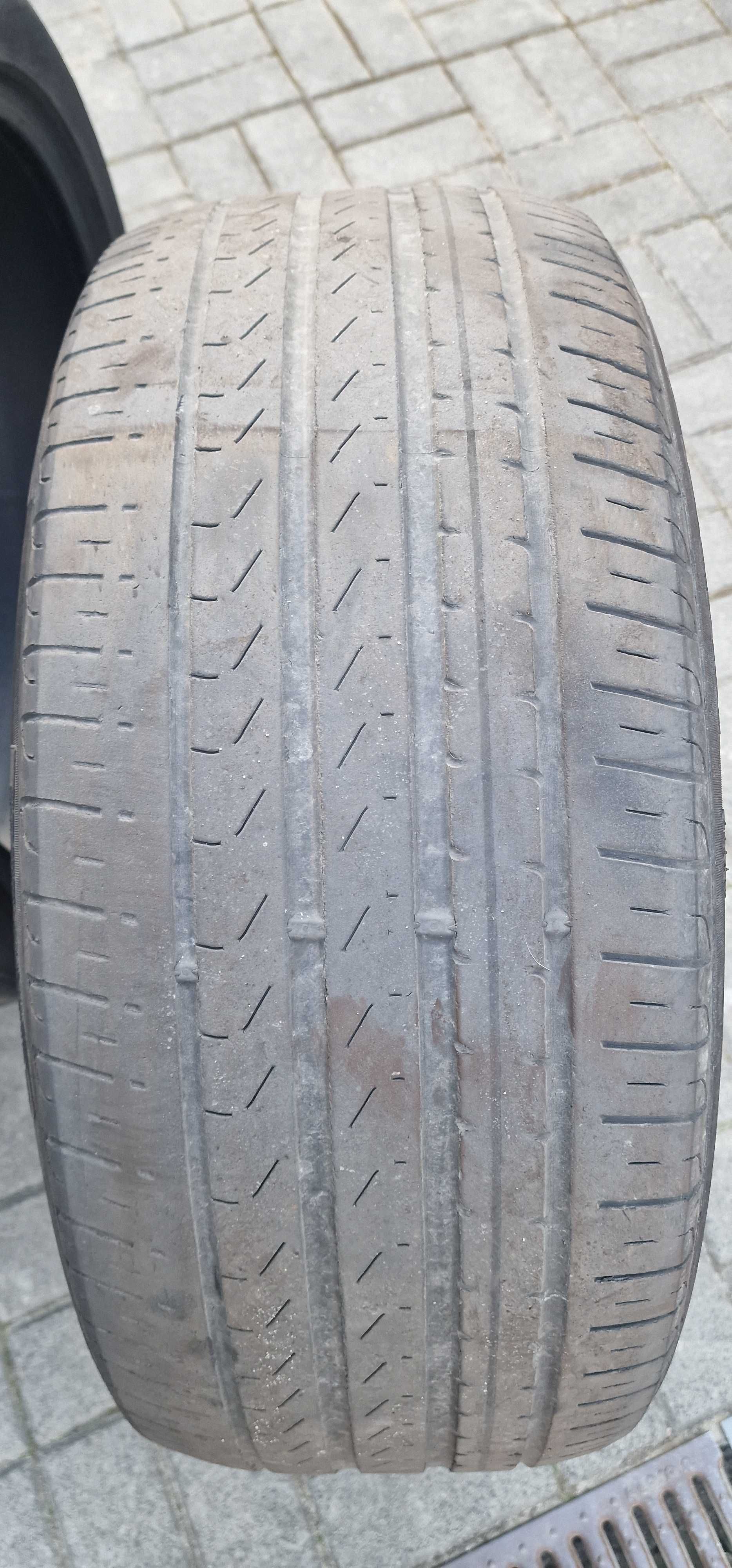 Sprzedam 2szt opon Pirelli scorpion 255/45/20 z 2017r.