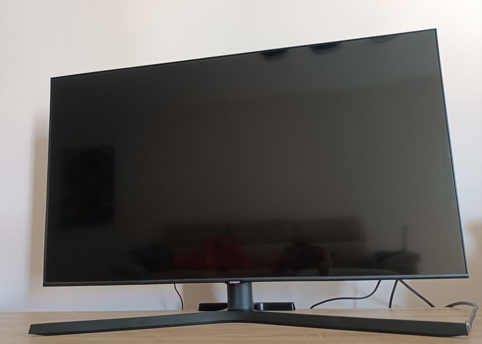 Televisão Samsung Smart 4K Crystal UHD 43"