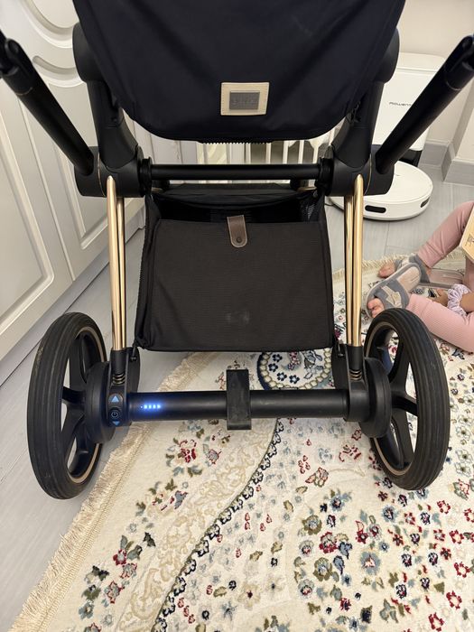 Дитячий візочок Cybex e-priam off white