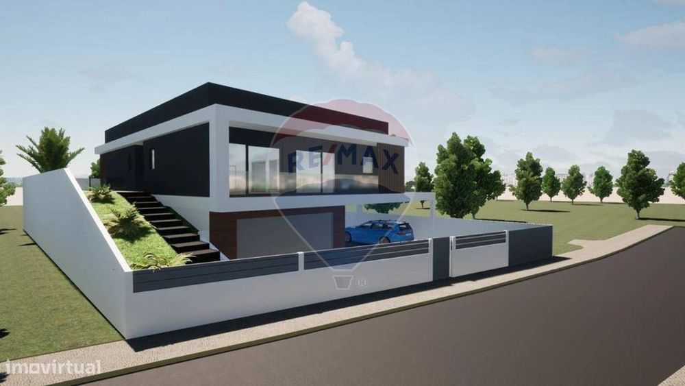 Moradia T4 para venda