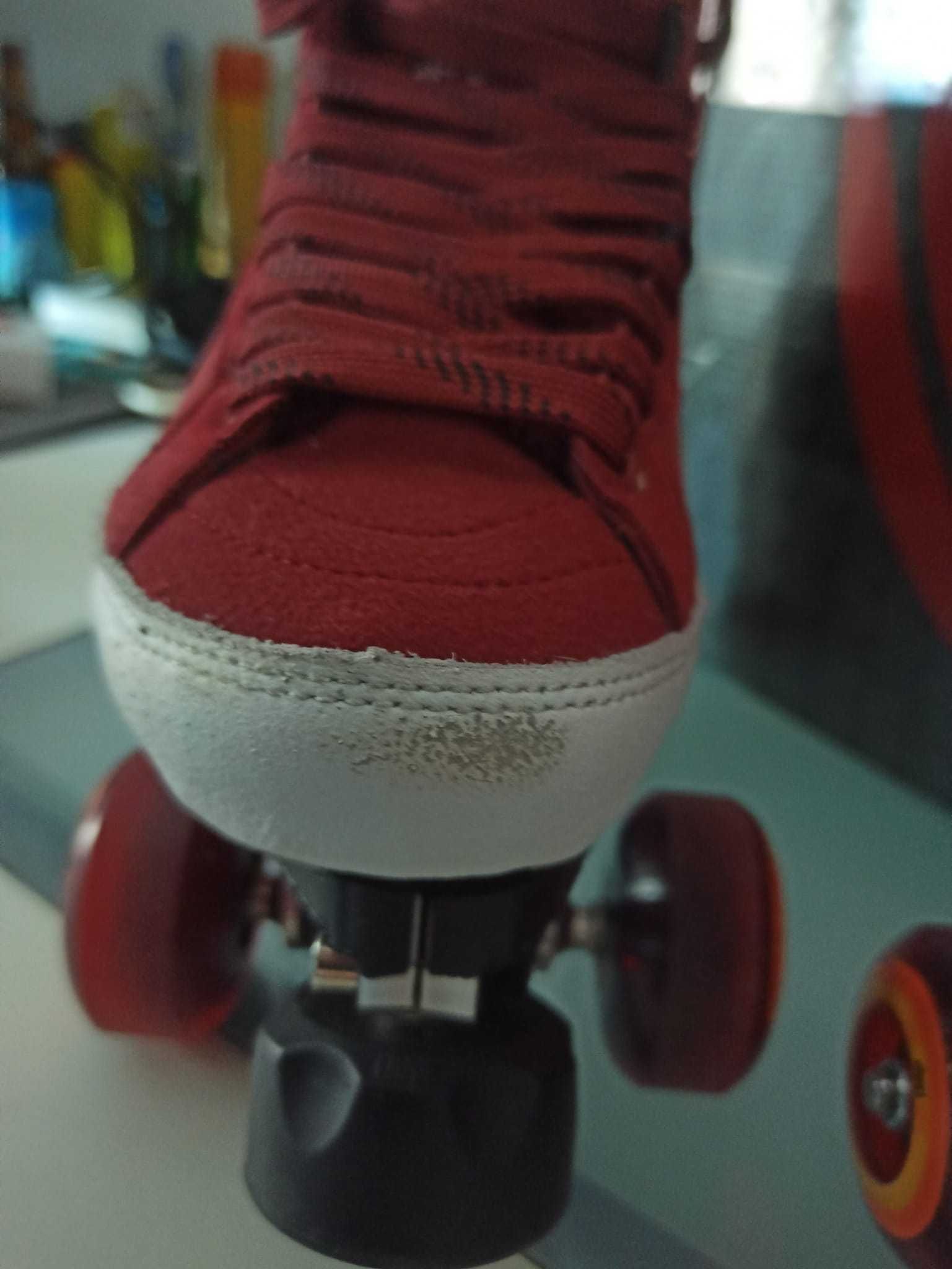 Patins Quad (Tamanho-37) Chaya - Karma PRO - Red Roller Skates
