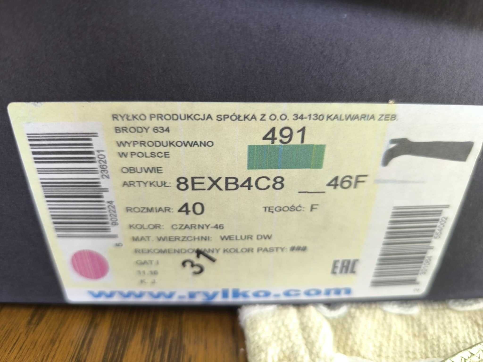 Czarne muszkieterki Ryłko