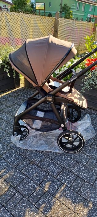 Nowy wózek spacerowy z przekładanym siedziskiem SKLEP NW