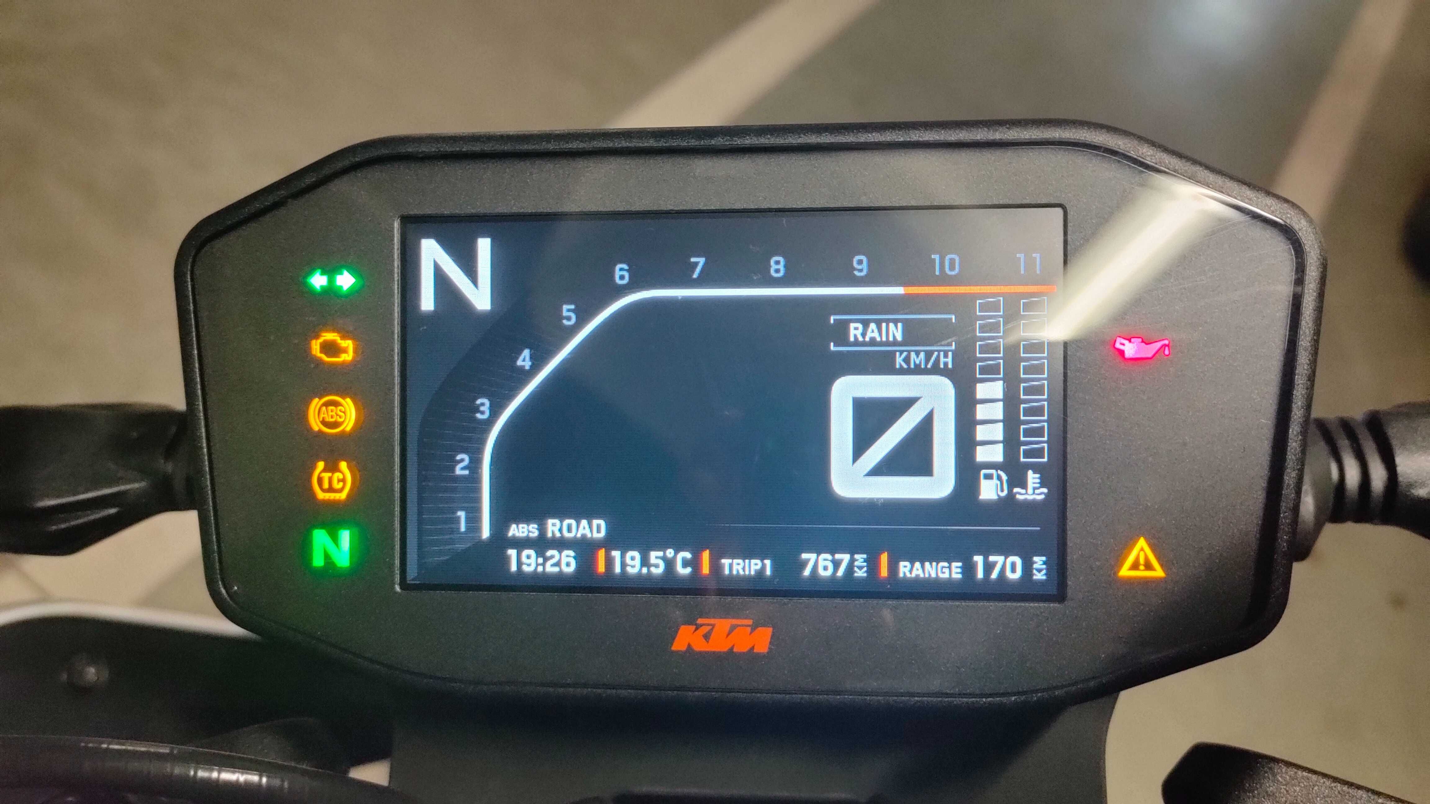 KTM Duke 890R como nova 2022