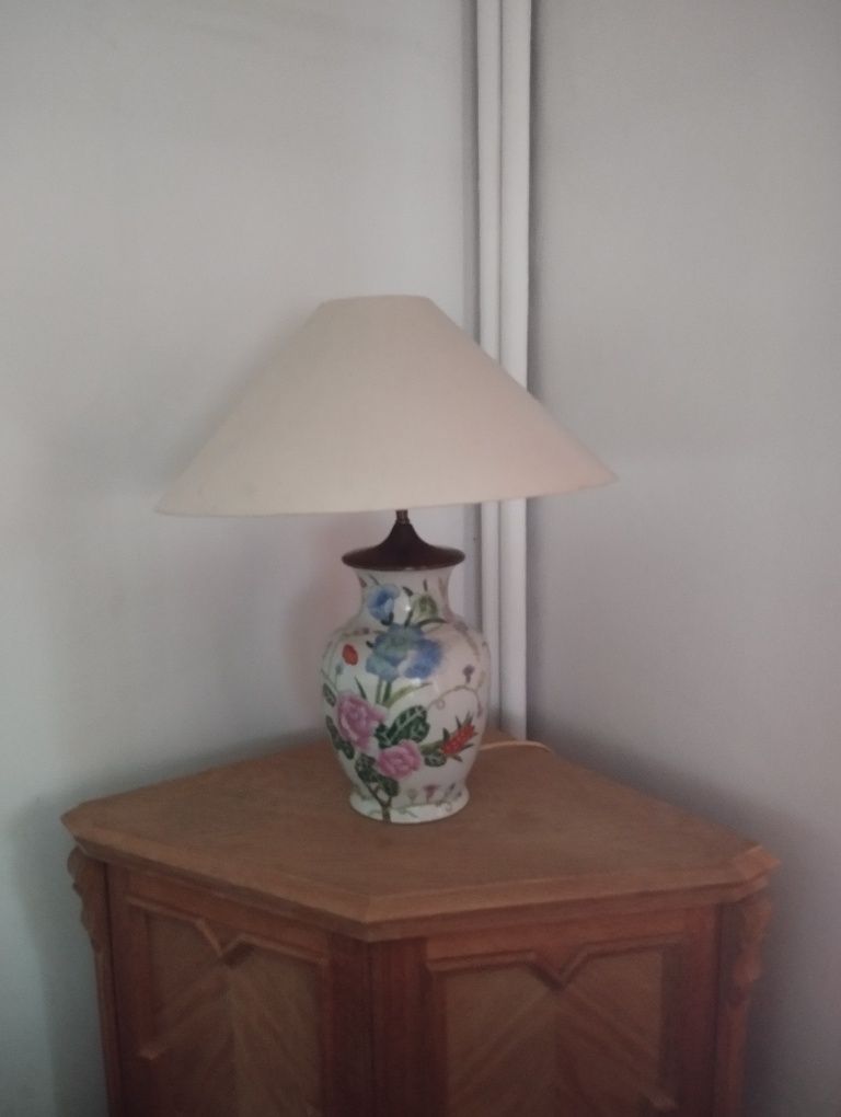 Lampa stolowa ceramiczna