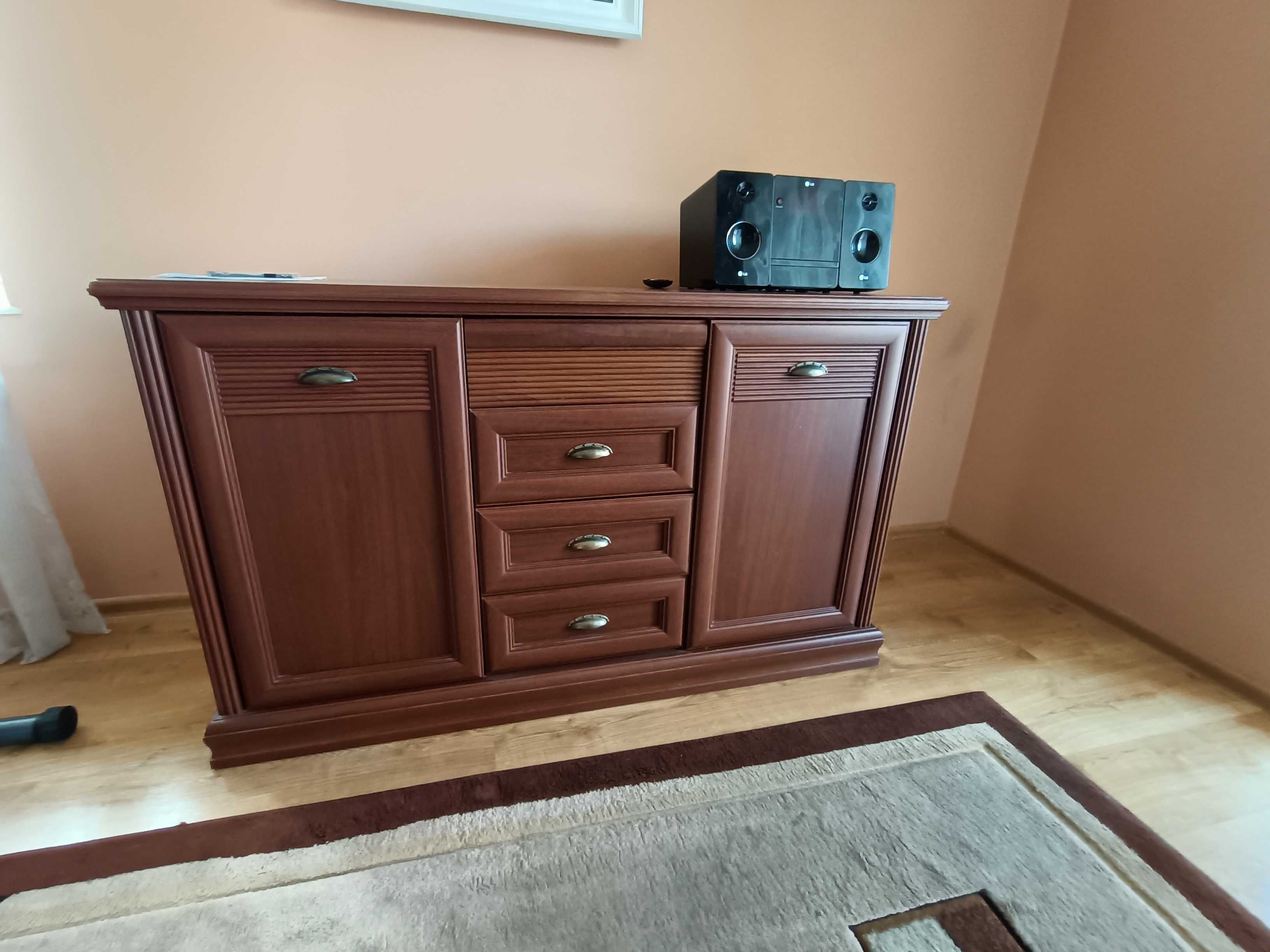 Sprzedam zestaw mebli pokojowych