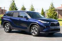 Toyota Highlander  XLE 2020