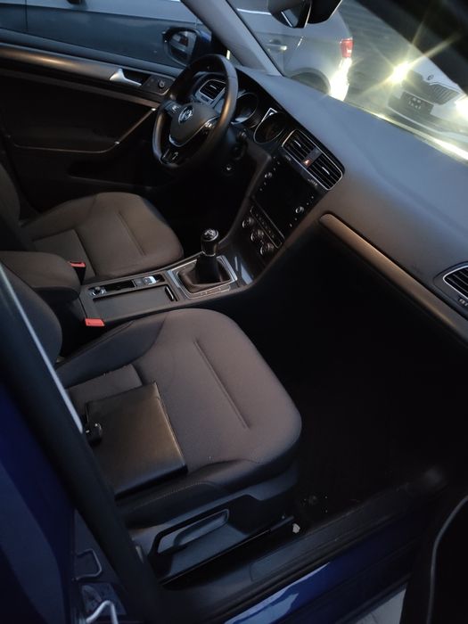 Wynajem wypożyczalnia samochodów