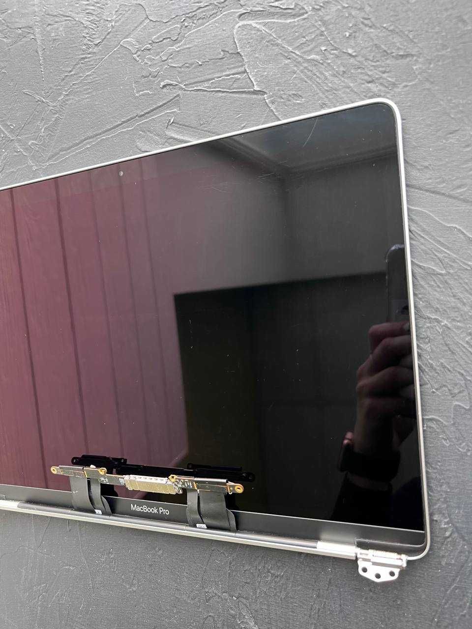 Дисплей MacBook Pro 13(2018-2020)Space Gray у зборі (LCD з кришкою)