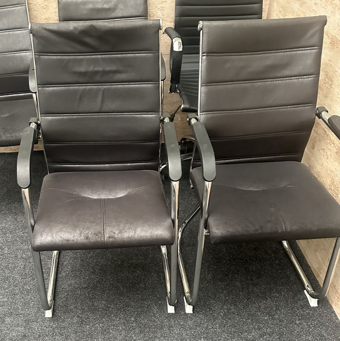 Офісні Меблі, столи, стільці