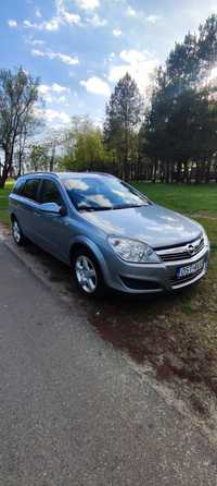 Opel Astra H 1.6 Benzyna