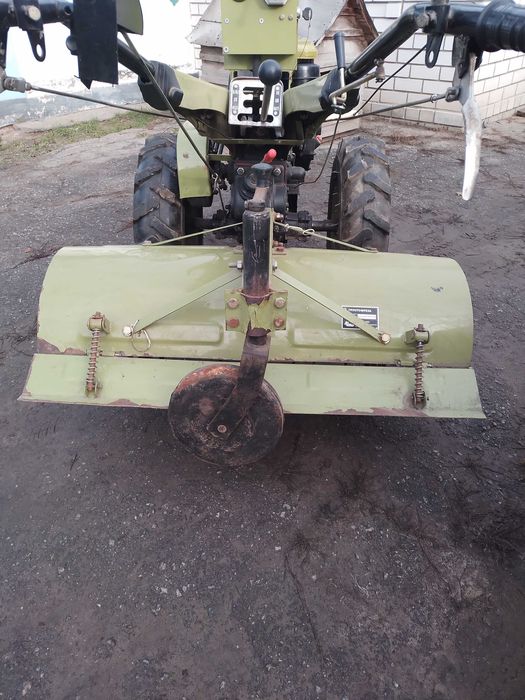 Дизельний мотоблок з електостартером