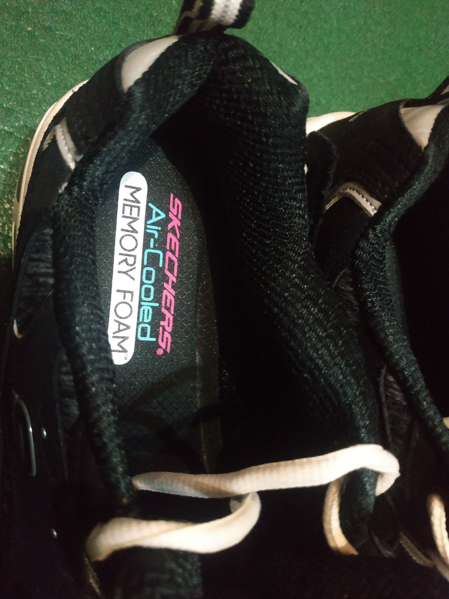 Новые женские кроссовки Skechers 41р. весна-осень