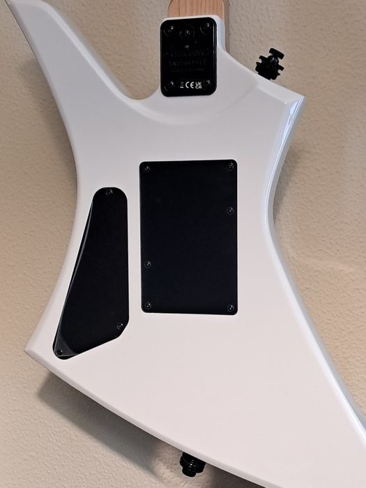 Jackson kelly com seymor duncan black winter set