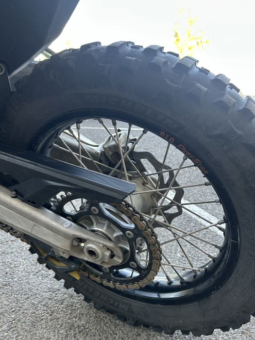KTM 690 Enduro R