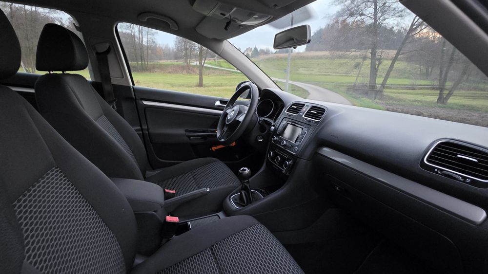 Volkswagen Golf 1.6TDi 105KM Stan wzorowy Full serwis Bezwypadkowy