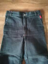 Czarne spodnie jeansowe 128