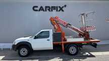 Nissan Pick Up 4X4 C/ Cesto Elevatório