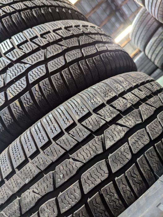 215/60R16 Continental Winter