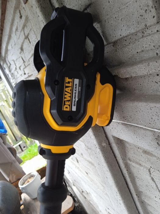 Podkaszarka akumulatorowa DeWalt