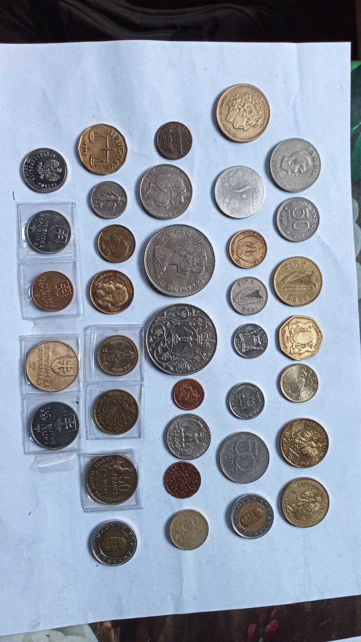 Різні монети Світу  36 шт.Коронація Принцеси Діани