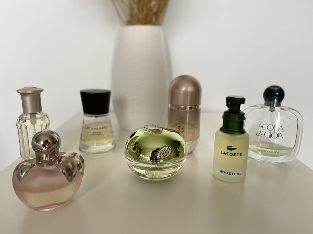 Perfumes autenticos usados em otimo estado