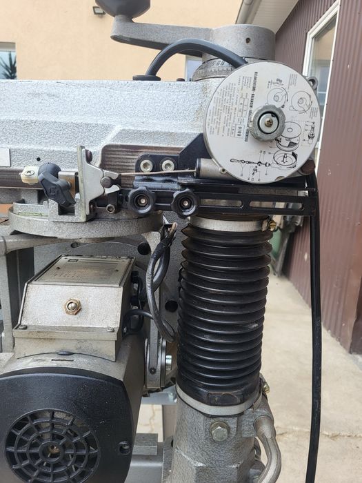 Торцовка, пила торцювальна Elu