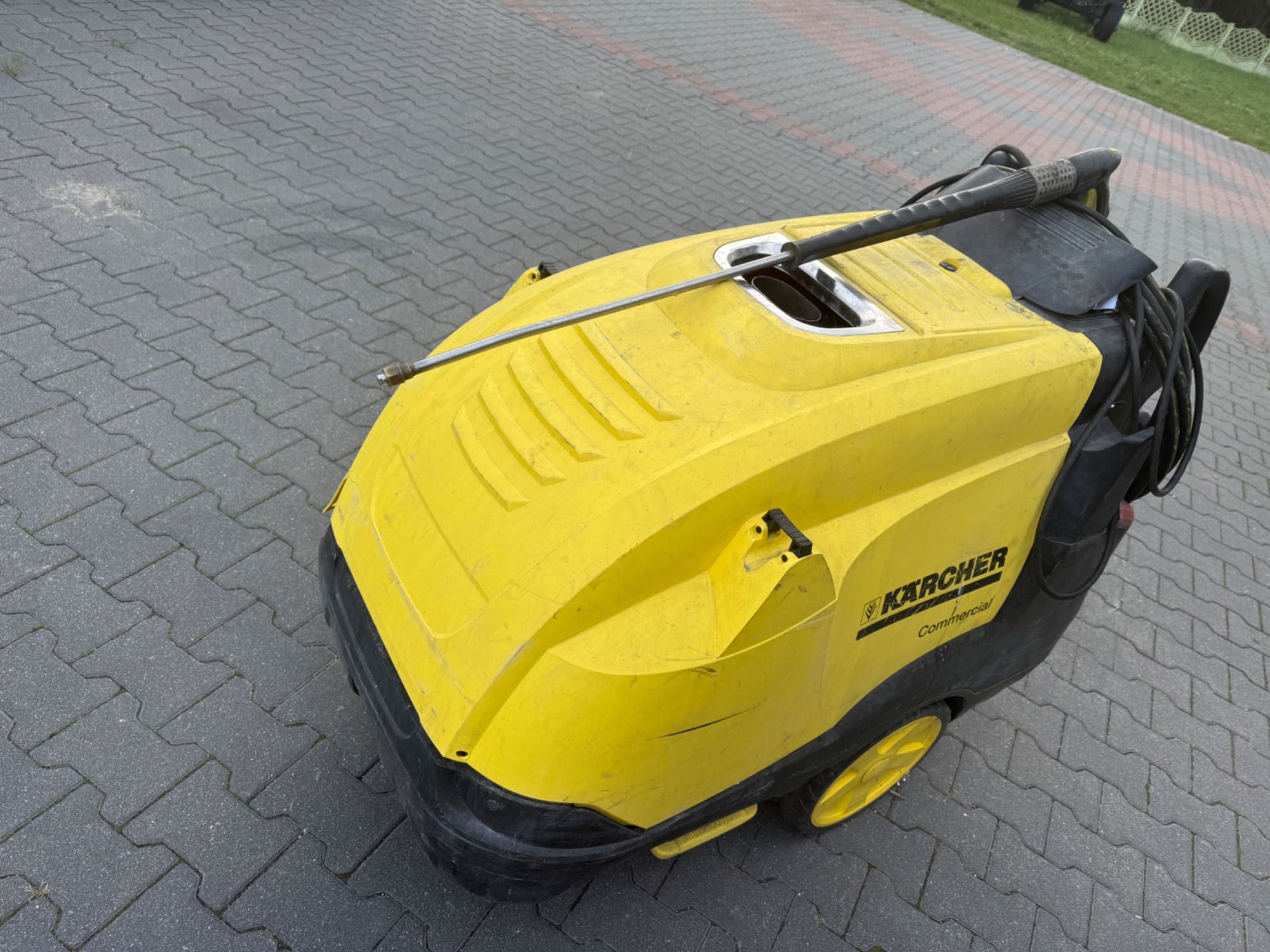 Karcher z podgrzewaniem wody