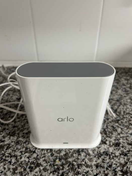Cameras de segurança ARLO em perfeito estado