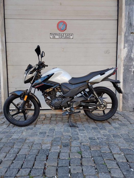 Yamaha YS 125cc  Branco