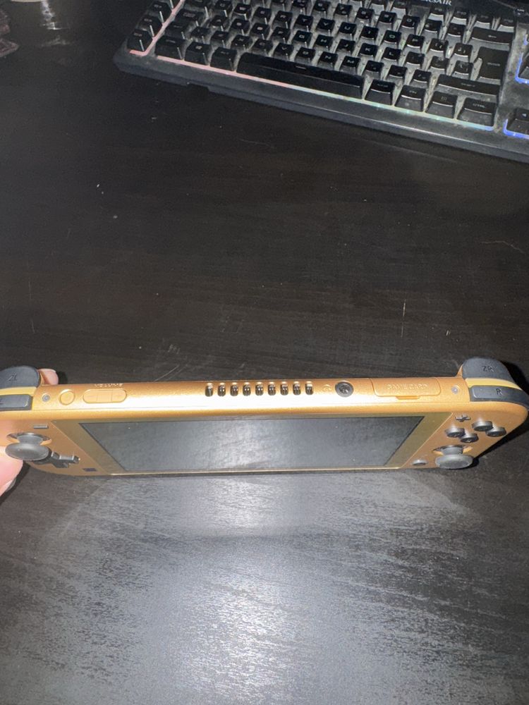 Nintendo switch lite hyrule edition