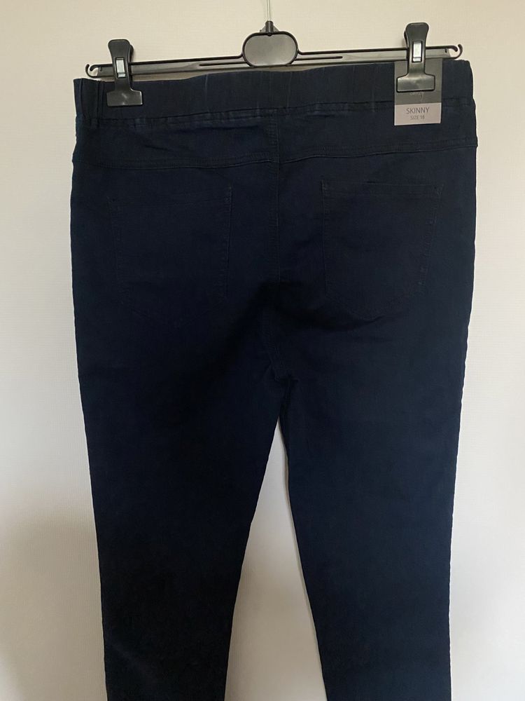 Spodnie jeansowe nowe granatowe rozmiar XXXL, 3XL, 18