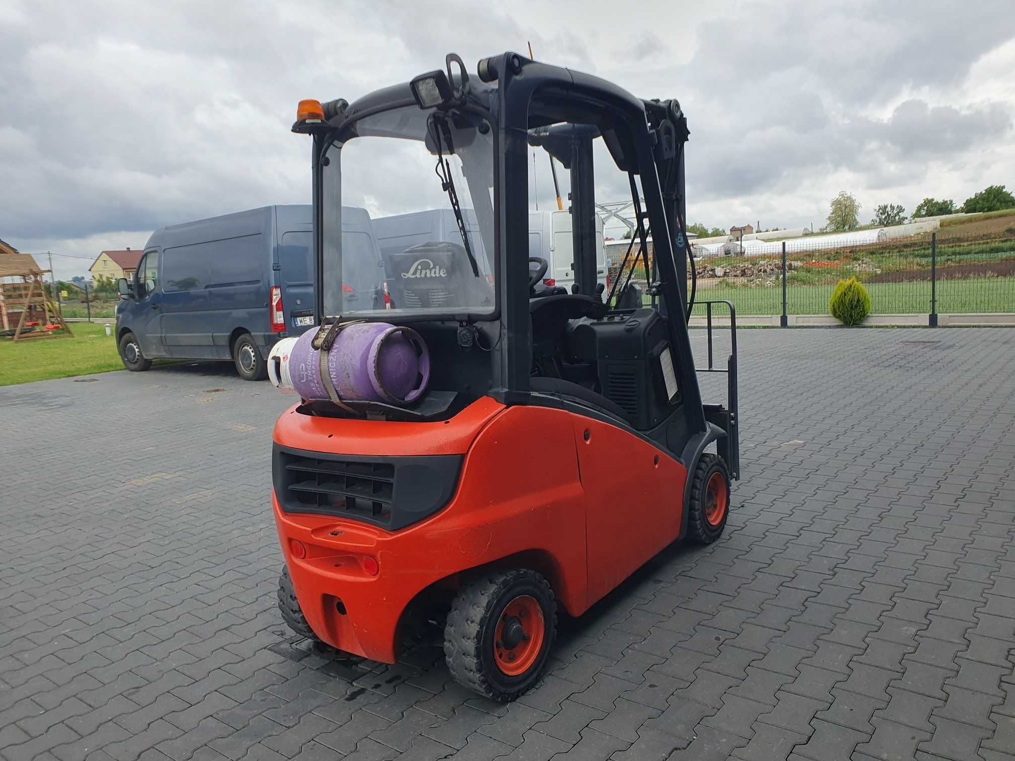 Wózek widłowy LINDE H16T-01  Wolny SKOK PółKabina H14 H18 H20  UDT