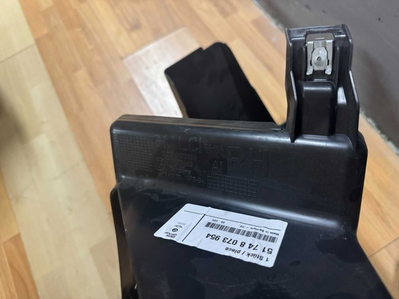 Воздуховод правый bmw обдув 7 g11 g12 BMW lci новый 51748073954 бмв 7