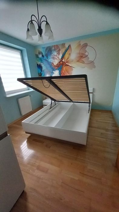 Łóżko 140 x 200 cm