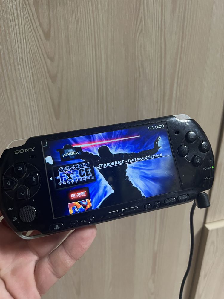 Sony PSP 3001 с зарядкой