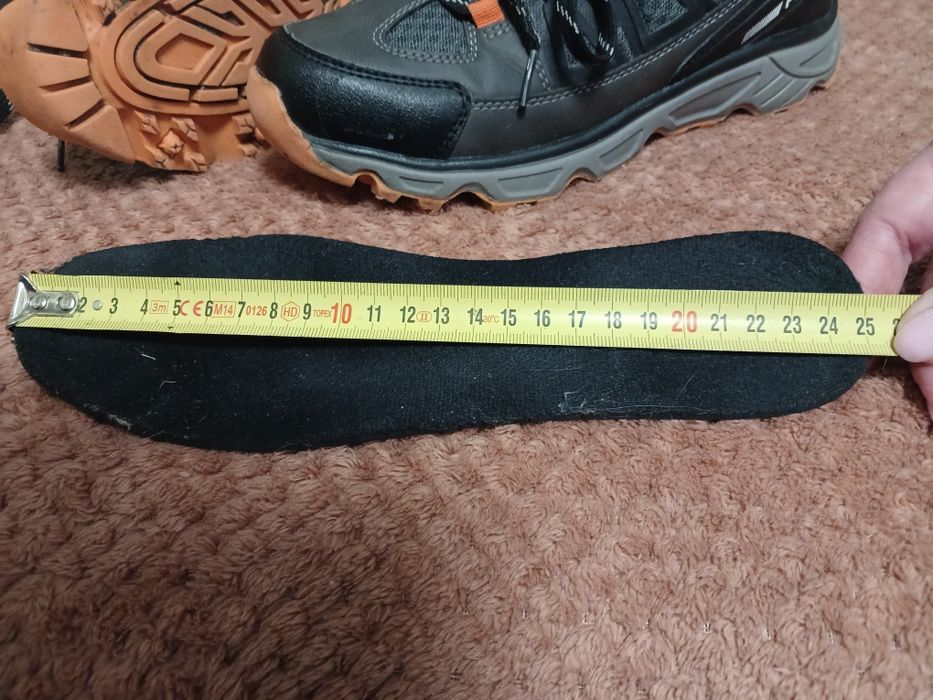 Зимові черевики 38 р.