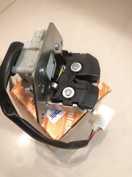 Трос-замок Fiat Croma Tipo Brava Tempra Marea