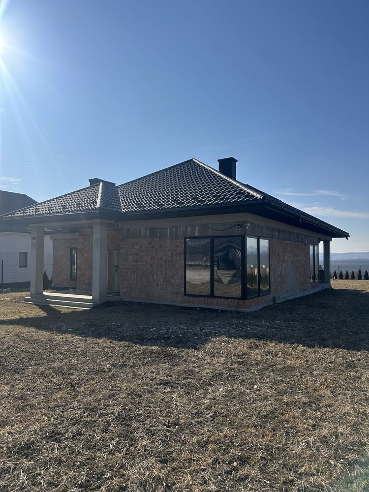 Продаж сучасного одноповерхового будинку ВИДОВА ДІЛЯНКА