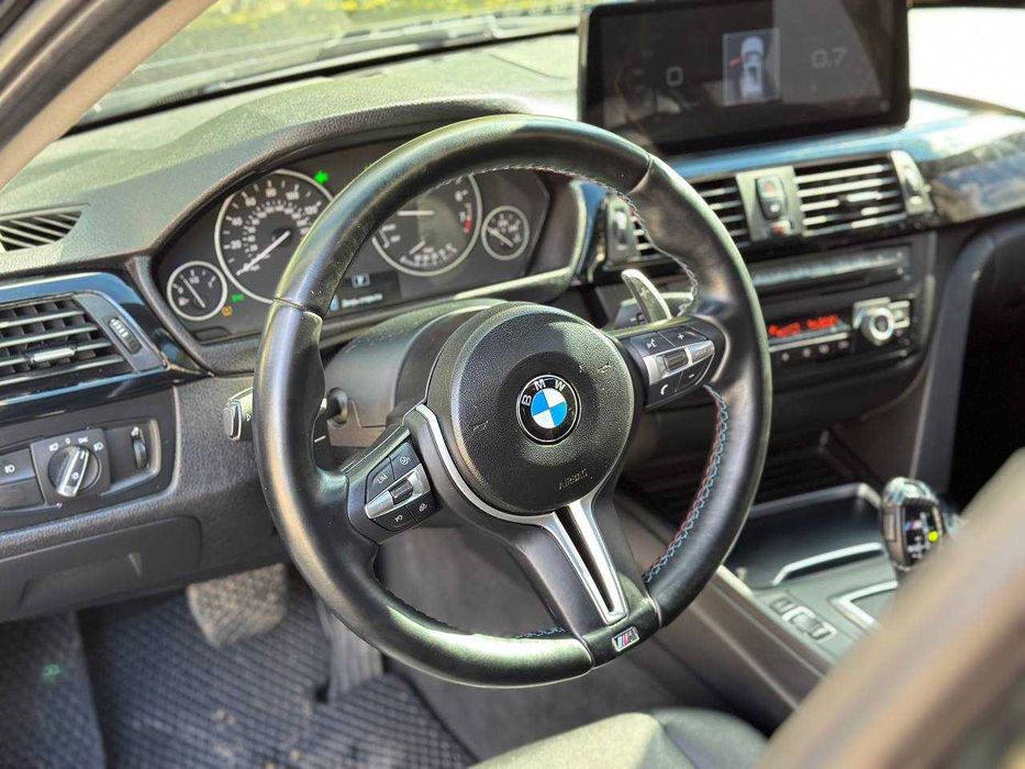 Bmw f30 328i  топова комплектація