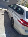 Automóvel vendo carrinha