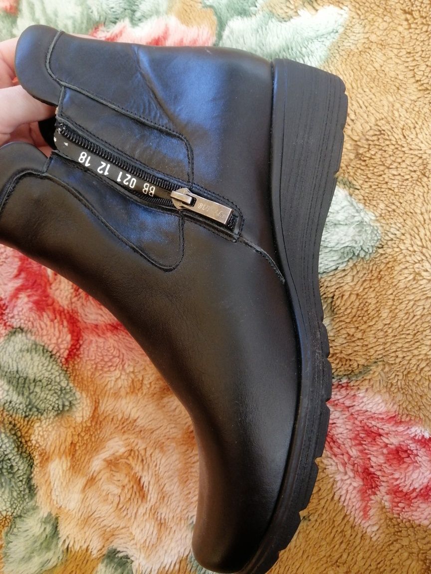 Nowe nieużywane buty botki kozaki kozaczki