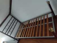 Cama com estrado