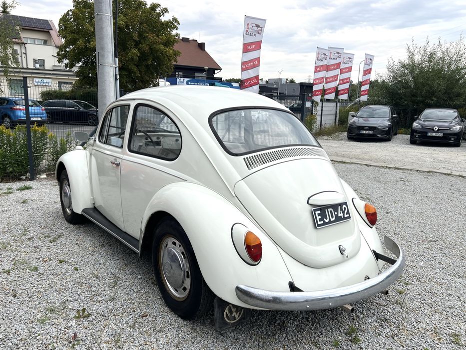 VW Garbus 1200 z 1970 Pastel White