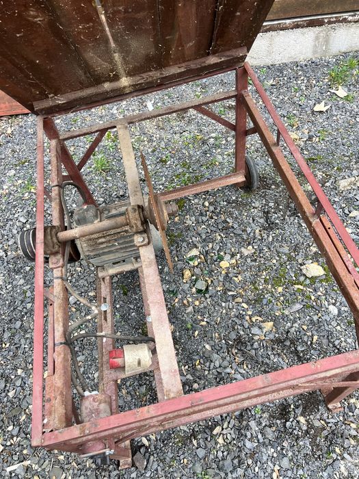 Piła tarczowa krajzega trajzega przecinarka do drewna